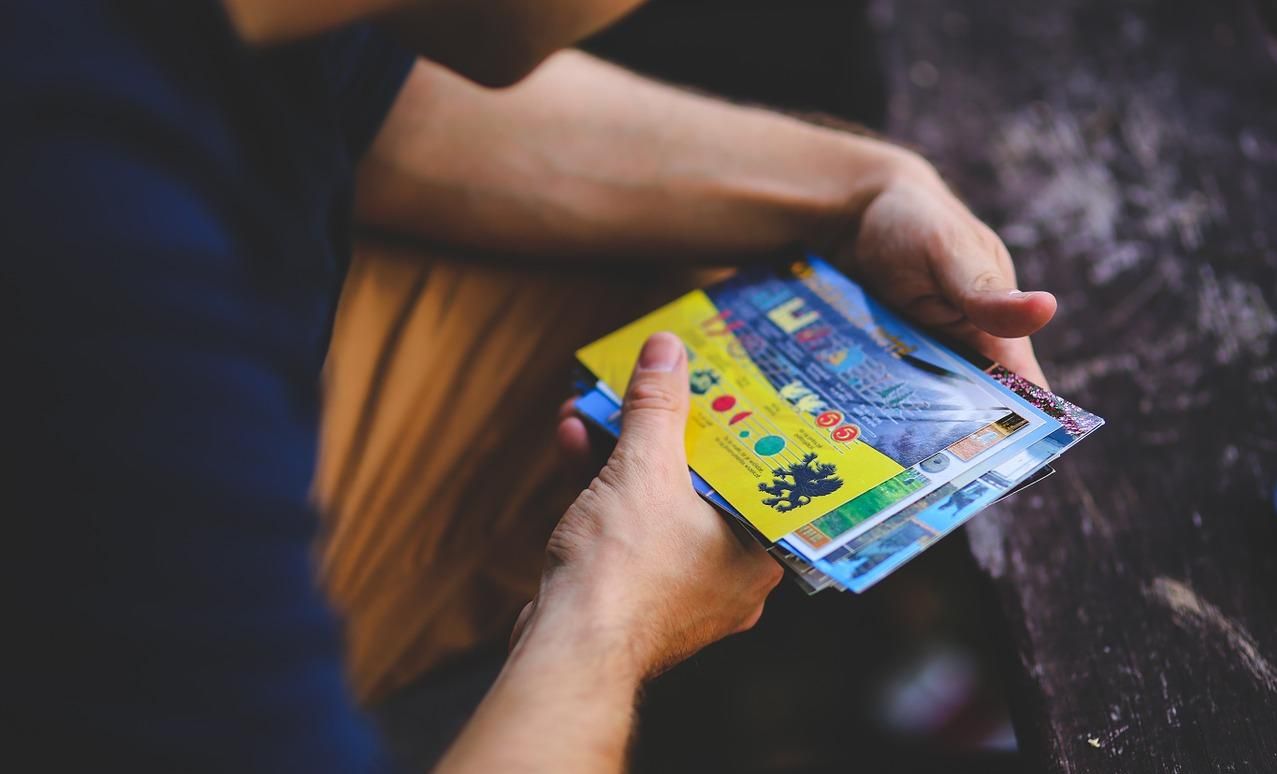 Greeting cards & Postcards: Greeting cards & Postcards Online printing: A4/A3/A2/A1, PDF, documents, posters, calendars, canvases, photos - Volume discounts are applied automatically for all FilePrint customers.